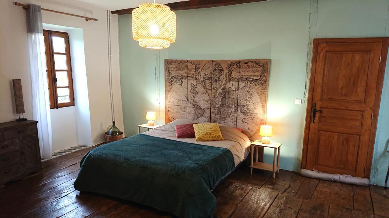 Gites & Chambres D'Hotes Peyrecout Laparrouquial Exterior photo