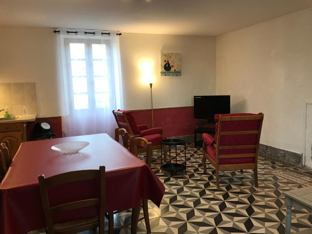 Gites & Chambres D'Hotes Peyrecout Laparrouquial Exterior photo