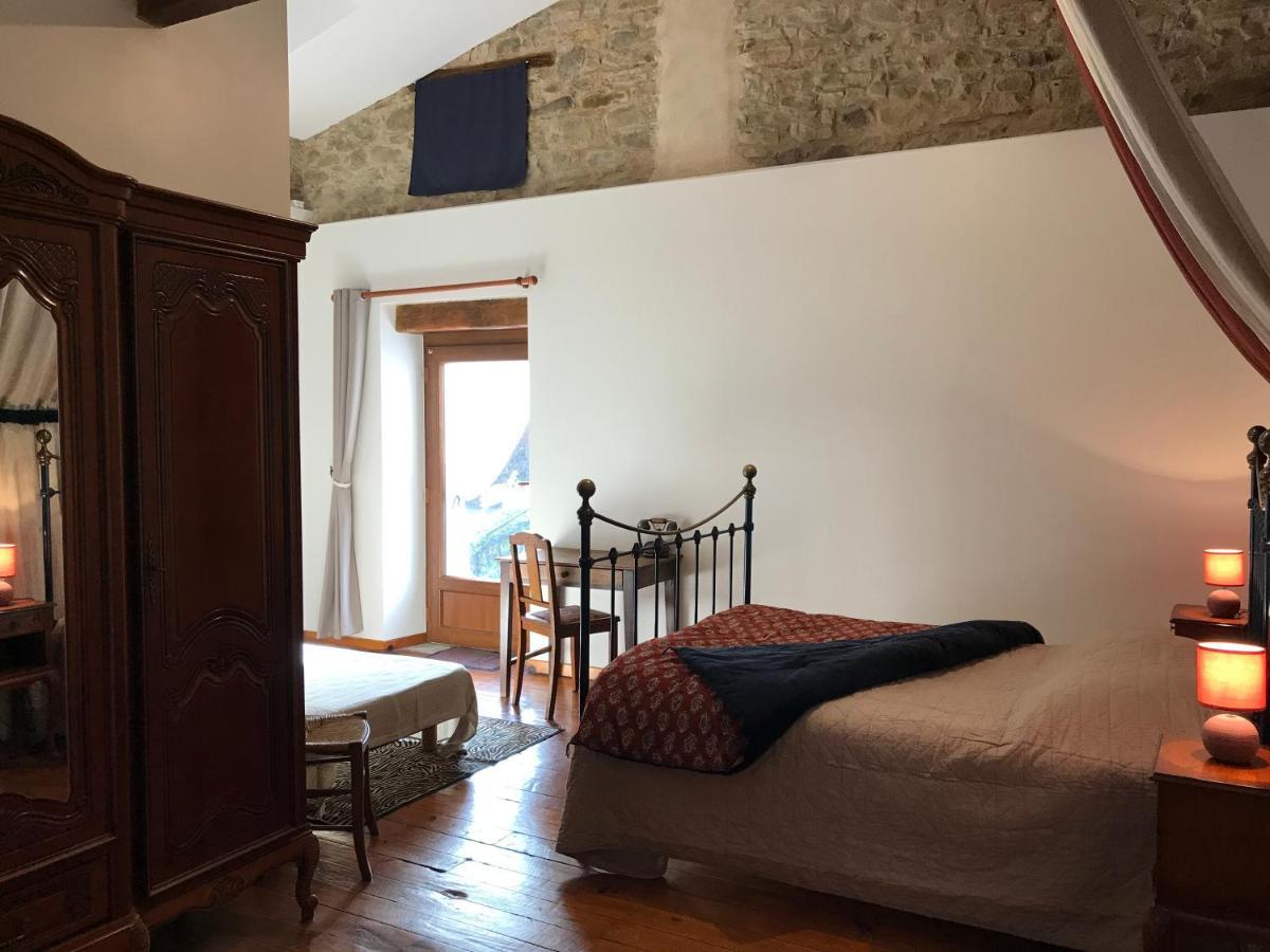 Gites & Chambres D'Hotes Peyrecout Laparrouquial Exterior photo