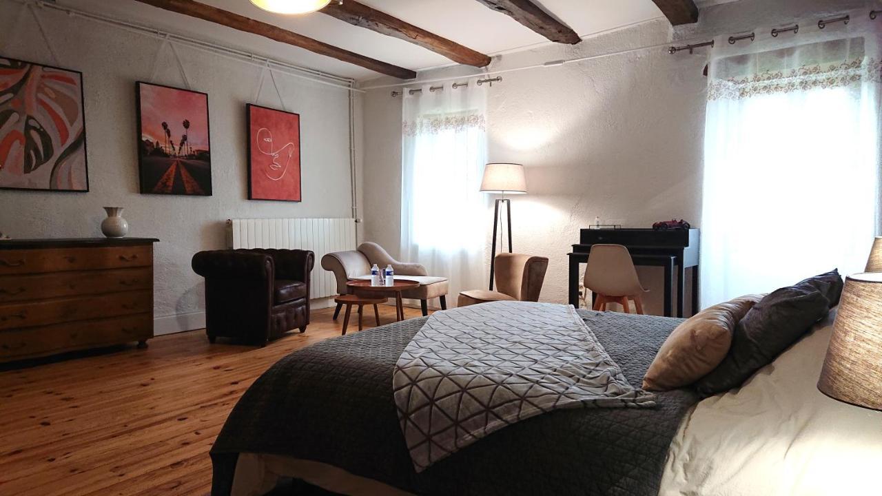 Gites & Chambres D'Hotes Peyrecout Laparrouquial Exterior photo