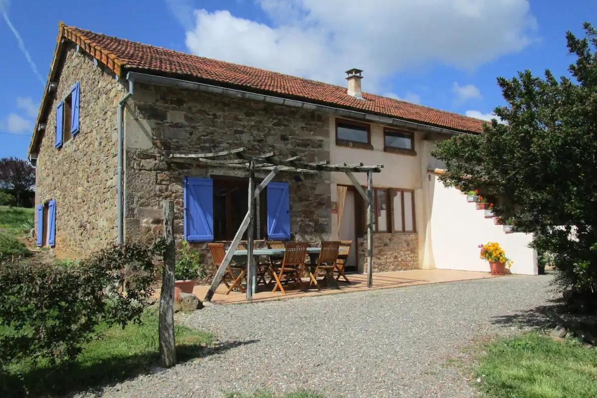 Gites & Chambres D'Hotes Peyrecout Laparrouquial Exterior photo