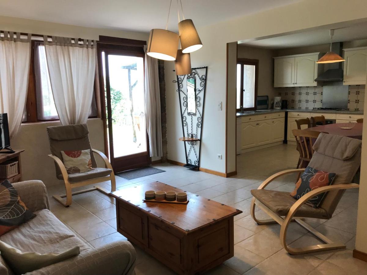 Gites & Chambres D'Hotes Peyrecout Laparrouquial Exterior photo