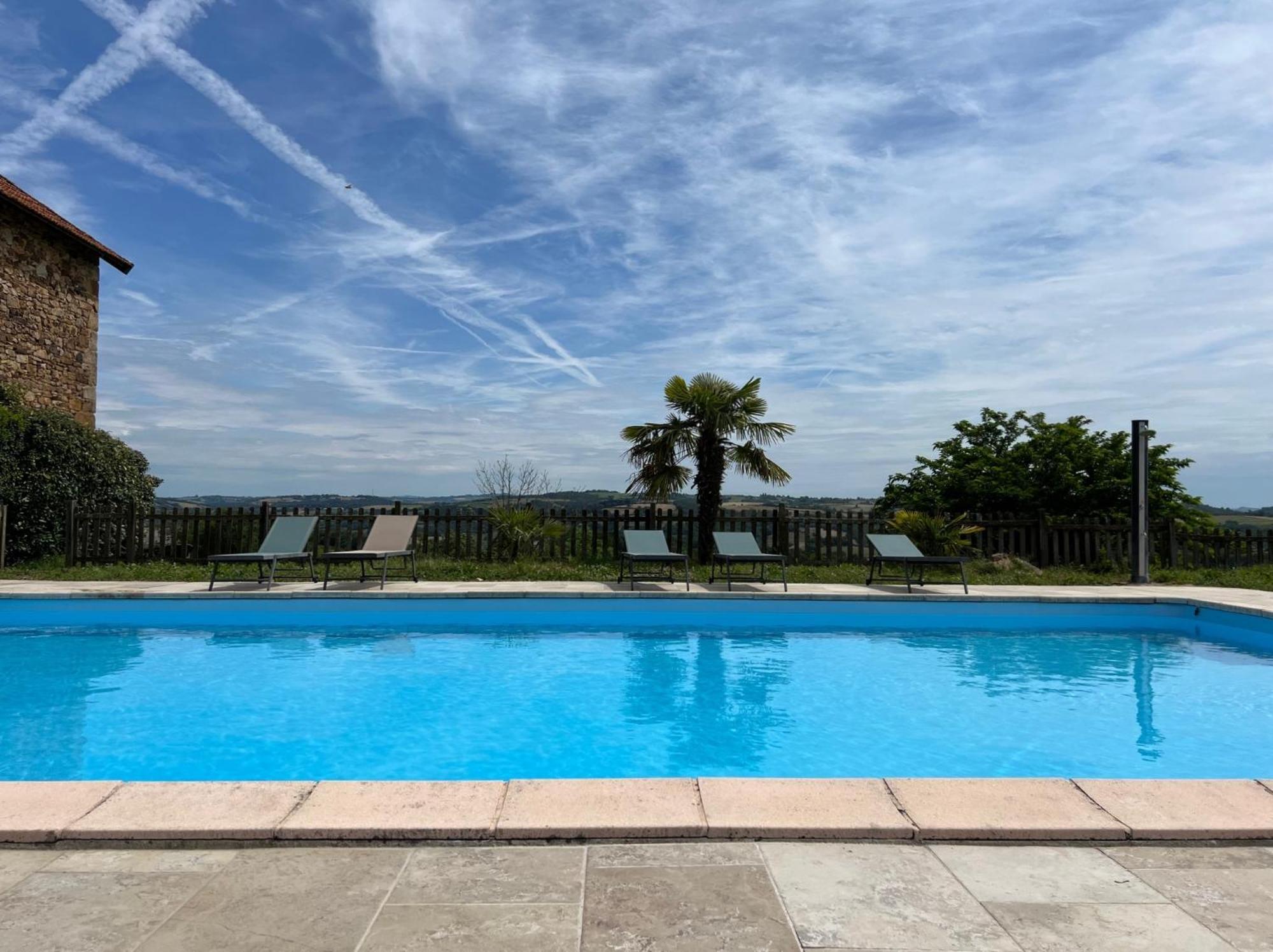 Gites & Chambres D'Hotes Peyrecout Laparrouquial Exterior photo